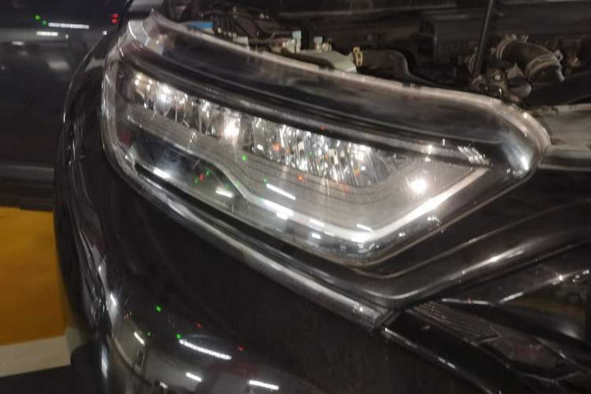 Used Honda CR-V 2021 240TURBO CVT 2WD Fashion Edition Right Front Headlight