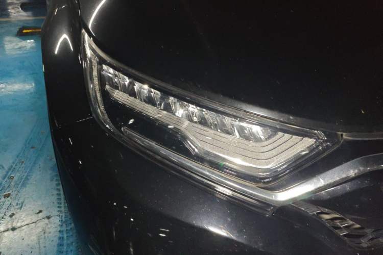 Used Honda CR-V 2021 240TURBO CVT 2WD Comfort Version Right Front Headlight