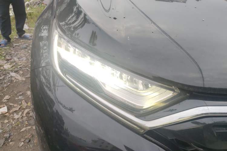 Used Honda CR-V 2021 240TURBO CVT 2WD Comfort Version Right Front Headlight