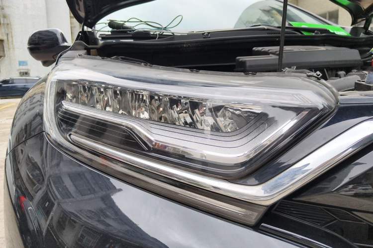 Used Honda CR-V 2021 240TURBO CVT 2WD Fashion Edition Right Front Headlight