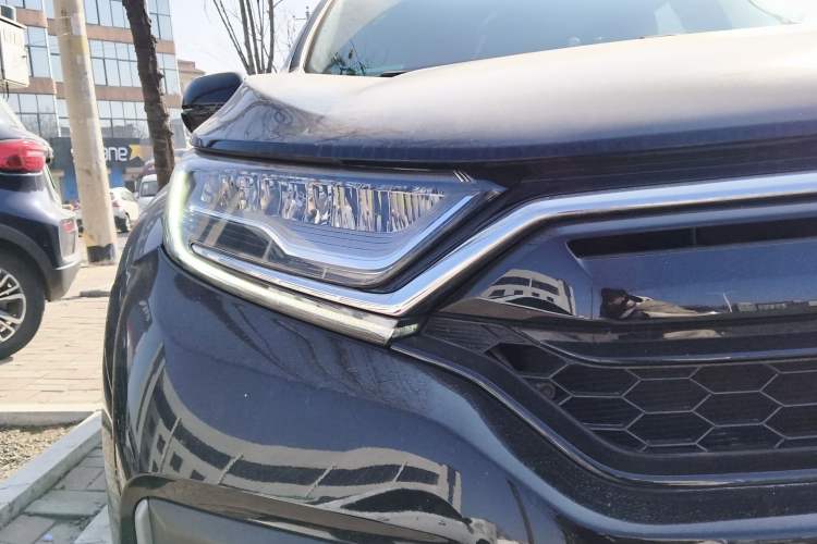 Used Honda CR-V 2021 240TURBO CVT 2WD Comfort Version Right Front Headlight