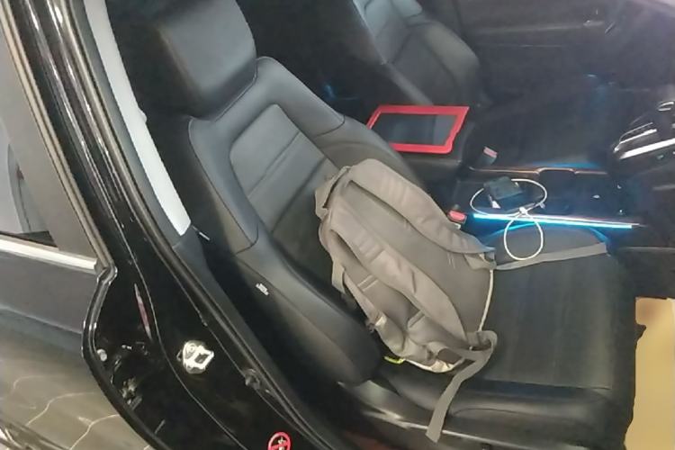 Used Honda CR-V 2021 240TURBO CVT 2WD Fashion Edition Right Front Seat