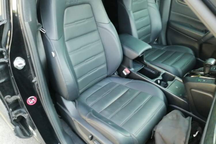 Used Honda CR-V 2021 240TURBO CVT 2WD Black Jazz Edition Right Front Seat
