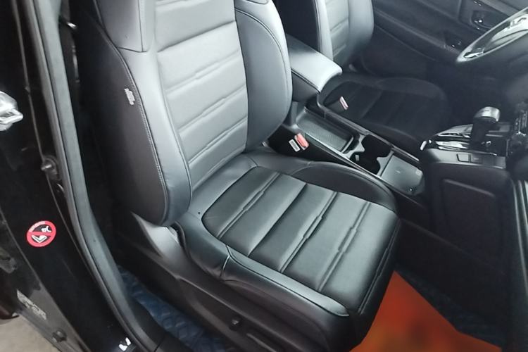 Used Honda CR-V 2021 240TURBO CVT 2WD Black Jazz Edition Right Front Seat