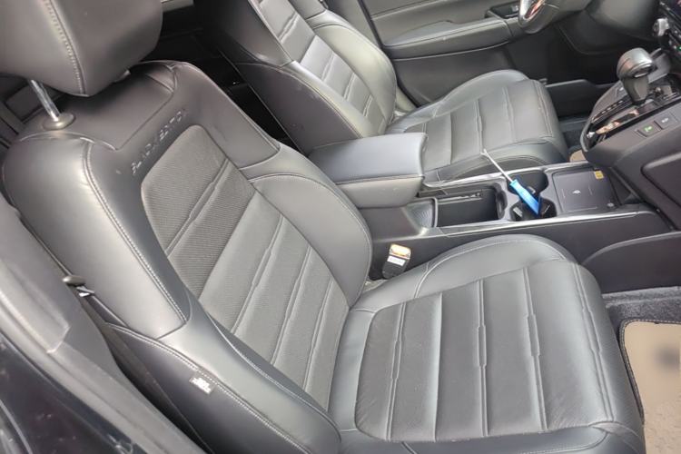 Used Honda CR-V 2021 240TURBO CVT 2WD Black Jazz Edition Right Front Seat