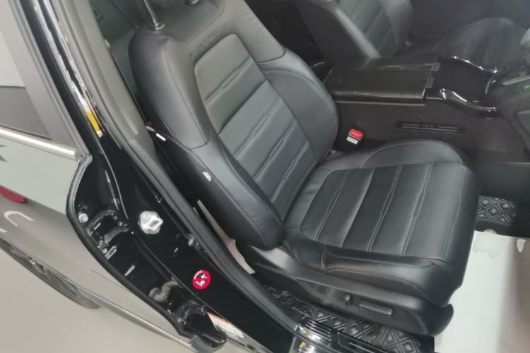 Used Honda CR-V 2021 240TURBO CVT 2WD Black Jazz Edition Right Front Seat