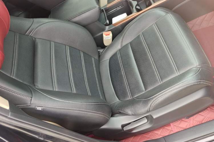 Used Honda CR-V 2021 240TURBO CVT 2WD Comfort Version Right Front Seat