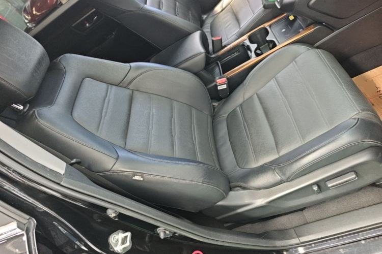 Used Honda CR-V 2021 240TURBO CVT Four-Wheel Drive Luxury Edition Right Front Seat