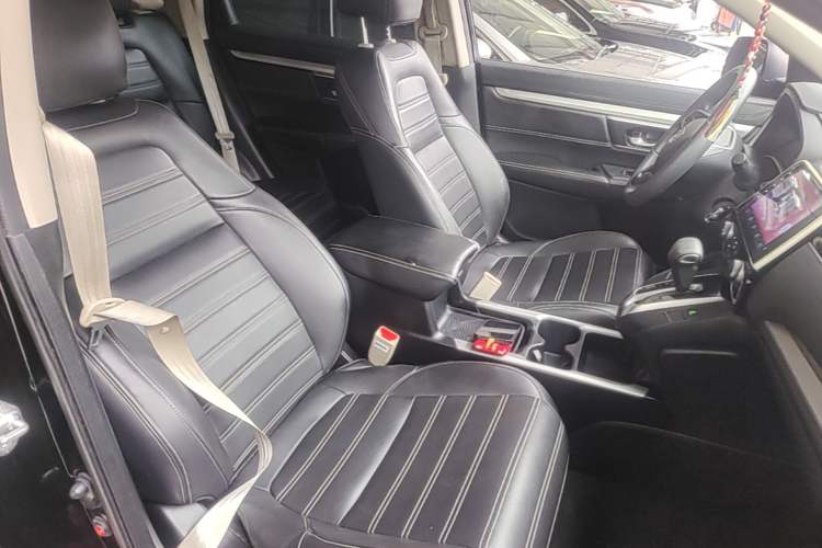 Used Honda CR-V 2021 240TURBO CVT 2WD Comfort Version Right Front Seat