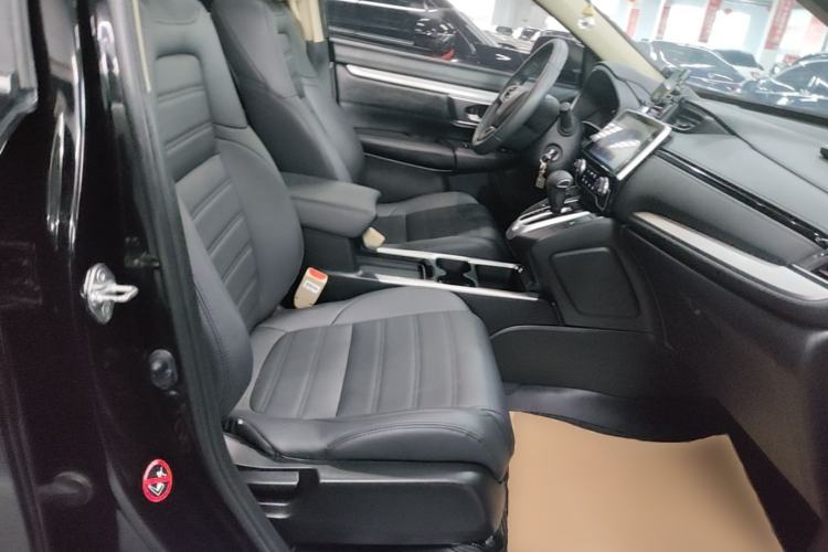 Used Honda CR-V 2021 240TURBO CVT 2WD Comfort Version Right Front Seat