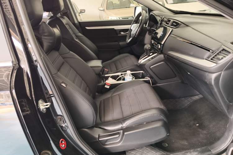 Used Honda CR-V 2021 240TURBO CVT Two-Wheel Drive Urban Edition Right Front Seat