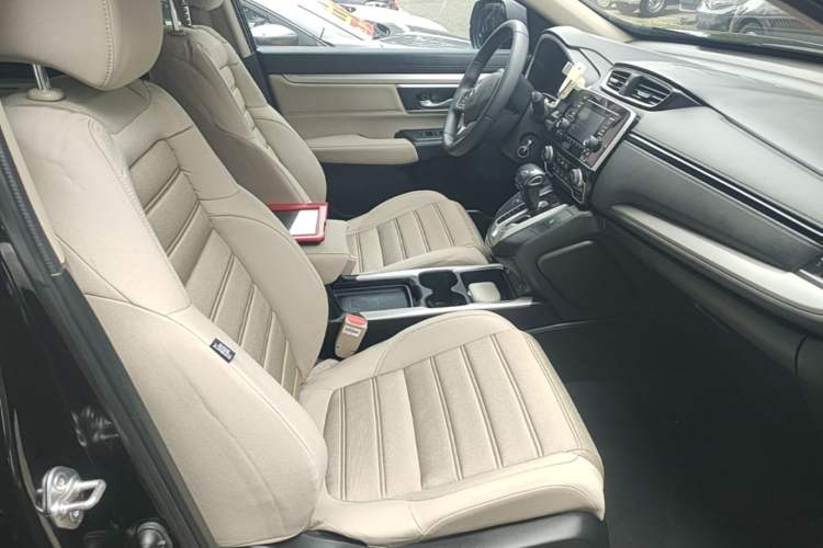 Used Honda CR-V 2021 240TURBO CVT 2WD Comfort Version Right Front Seat