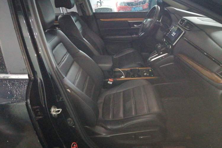 Used Honda CR-V 2021 240TURBO CVT 2WD Fashion Edition Right Front Seat