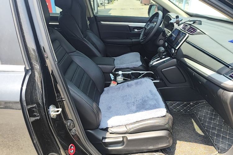 Used Honda CR-V 2021 240TURBO CVT 2WD Comfort Version Right Front Seat