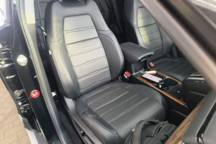 Used Honda CR-V 2021 240TURBO CVT 2WD Fashion Edition Right Front Seat