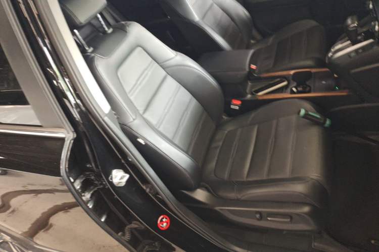 Used Honda CR-V 2021 240TURBO CVT 2WD Fashion Edition Right Front Seat