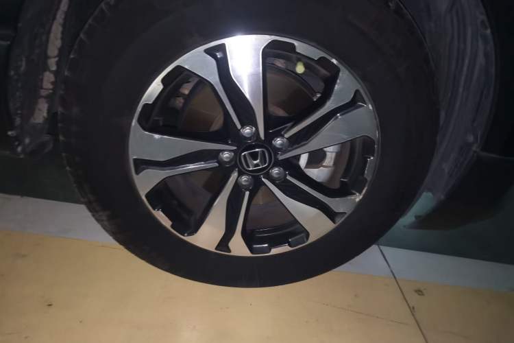 Used Honda CR-V 2021 240TURBO CVT 2WD Fashion Edition Right Front Wheel Hub