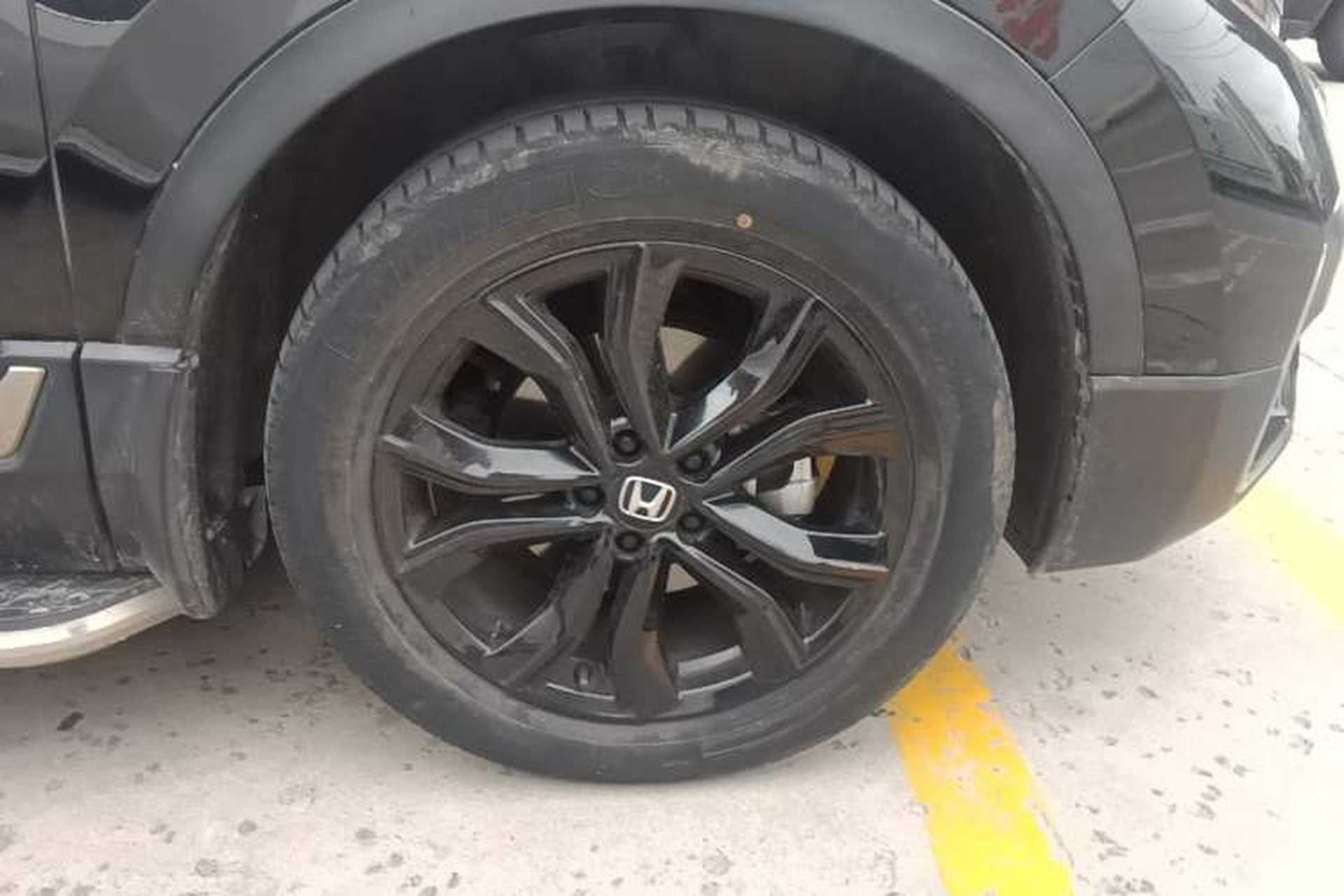 Used Honda CR-V 2021 240TURBO CVT 2WD Black Jazz Edition Right Front Wheel Hub