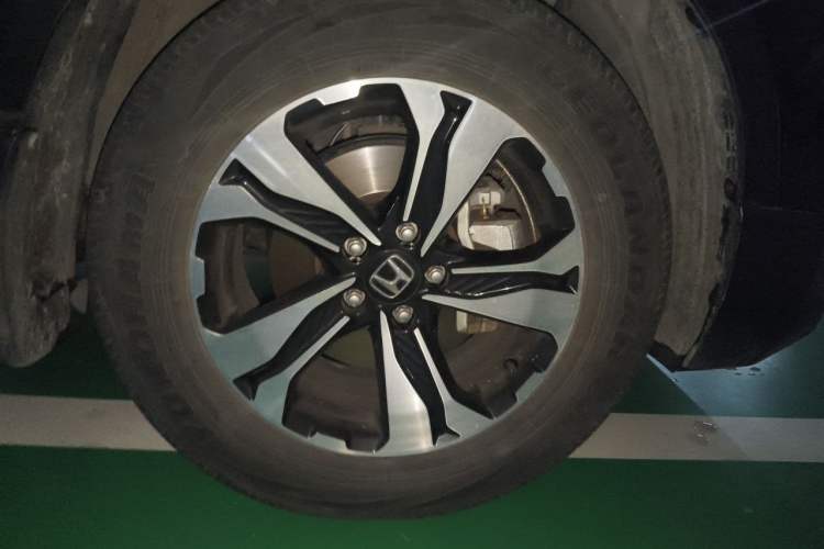 Used Honda CR-V 2021 240TURBO CVT 2WD Fashion Edition Right Front Wheel Hub