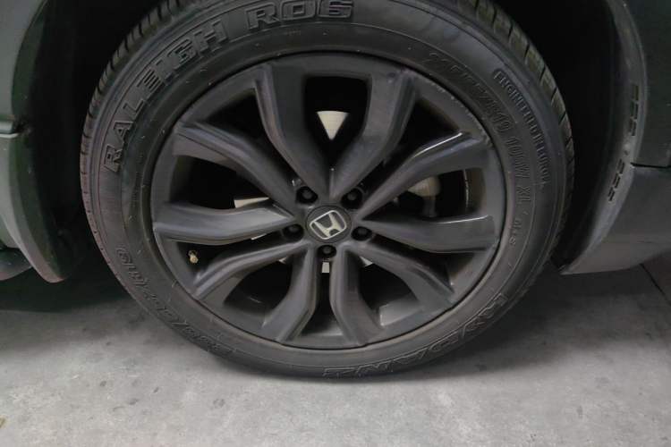 Used Honda CR-V 2021 240TURBO CVT 2WD Black Jazz Edition Right Front Wheel Hub