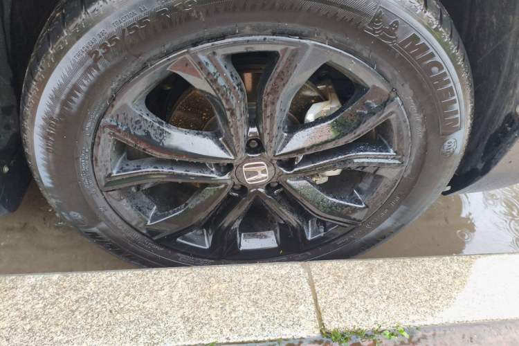 Used Honda CR-V 2021 240TURBO CVT Four-Wheel Drive Black Jazz Edition Right Front Wheel Hub