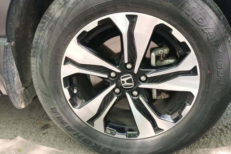 Used Honda CR-V 2021 240TURBO CVT 2WD Comfort Version Right Front Wheel Hub