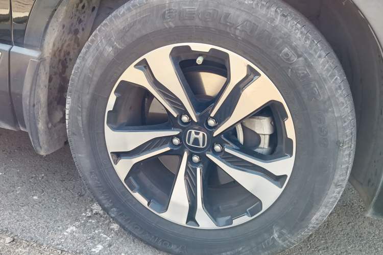 Used Honda CR-V 2021 240TURBO CVT 2WD Comfort Version Right Front Wheel Hub