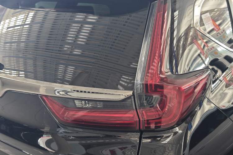 Used Honda CR-V 2021 240TURBO CVT 2WD Comfort Version Right Rear Taillight