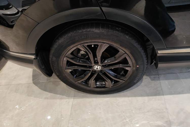 Used Honda CR-V 2021 240TURBO CVT 2WD Black Jazz Edition Right Rear Wheel Hub