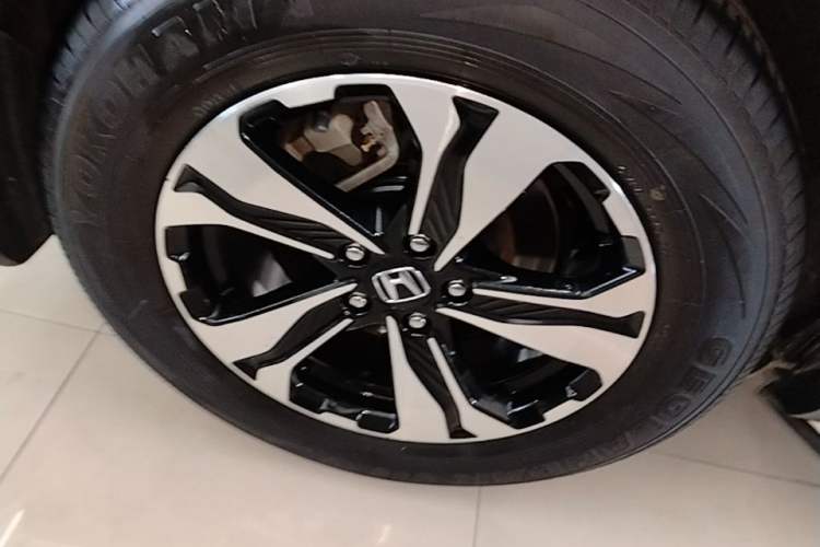 Used Honda CR-V 2021 240TURBO CVT 2WD Comfort Version Right Rear Wheel Hub