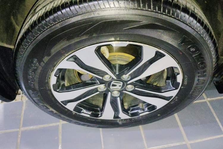 Used Honda CR-V 2021 240TURBO CVT 2WD Fashion Edition Right Rear Wheel Hub