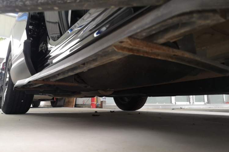 Used Honda CR-V 2021 240TURBO CVT 2WD Comfort Version Right Side Sill
