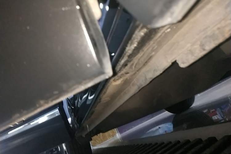 Used Honda CR-V 2021 240TURBO CVT 2WD Fashion Edition Right Side Sill