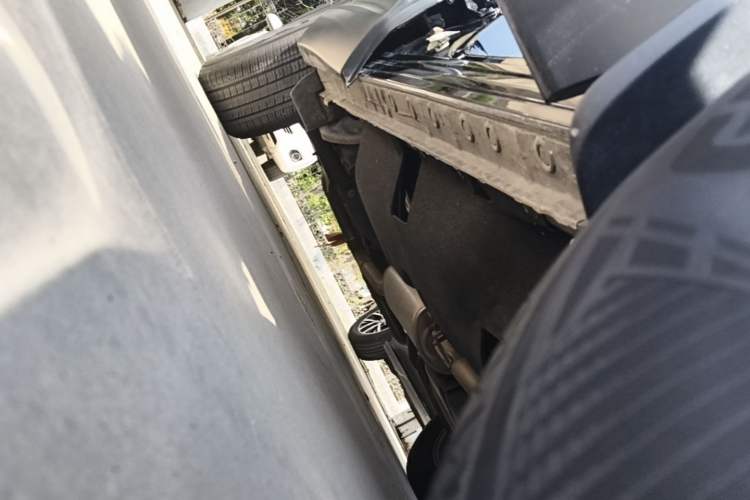 Used Honda CR-V 2021 240TURBO CVT 2WD Fashion Edition Right Side Sill