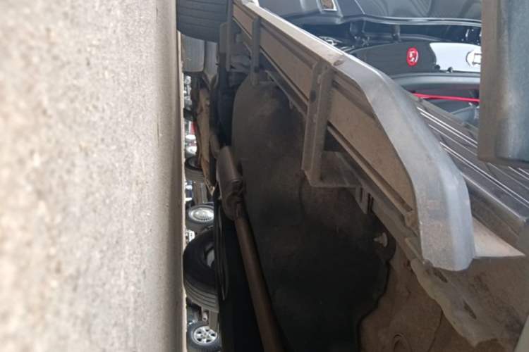 Used Honda CR-V 2021 240TURBO CVT 2WD Fashion Edition Right Side Sill