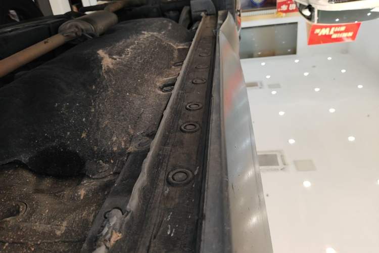 Used Honda CR-V 2021 240TURBO CVT 2WD Black Jazz Edition Right Side Sill