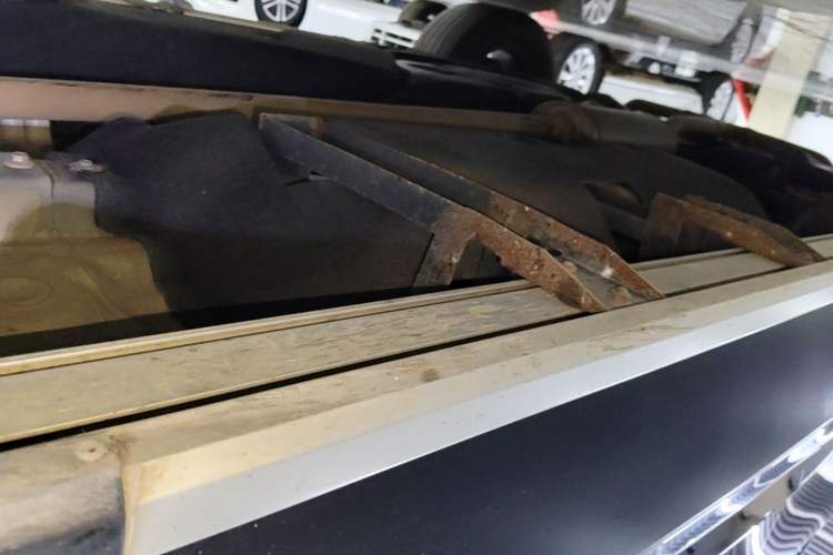 Used Honda CR-V 2021 240TURBO CVT 2WD Fashion Edition Right Side Sill