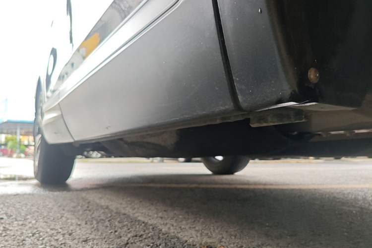 Used Honda CR-V 2021 240TURBO CVT 2WD Comfort Version Right Side Sill