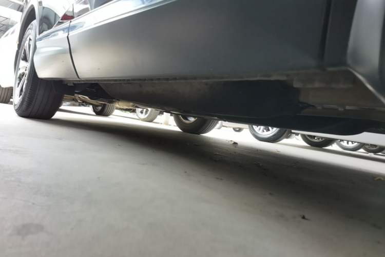 Used Honda CR-V 2021 240TURBO CVT 2WD Fashion Edition Right Side Sill