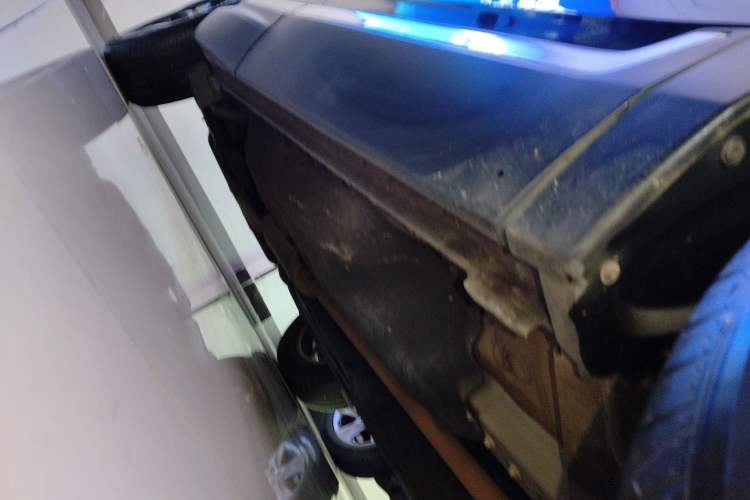 Used Honda CR-V 2021 240TURBO CVT 2WD Fashion Edition Right Side Sill