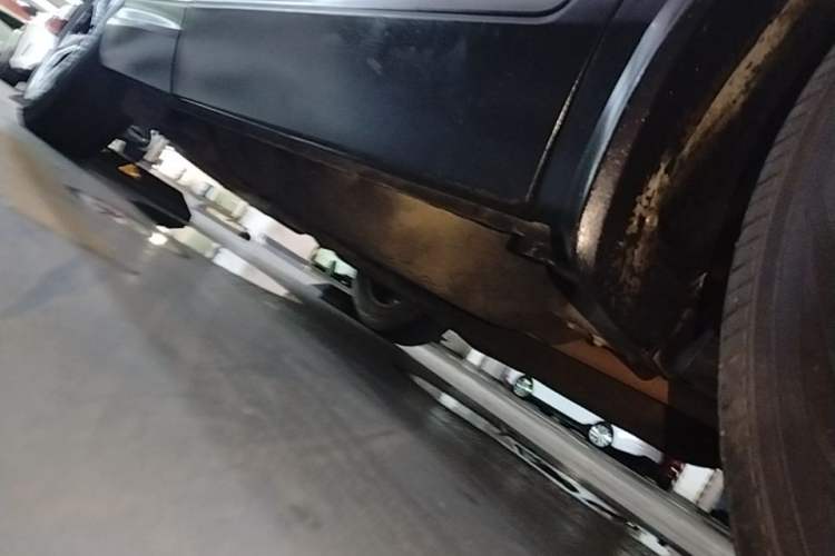 Used Honda CR-V 2021 240TURBO CVT 2WD Comfort Version Right Side Sill