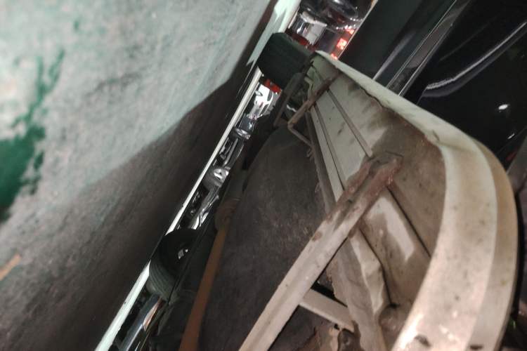 Used Honda CR-V 2021 240TURBO CVT 2WD Comfort Version Right Side Sill