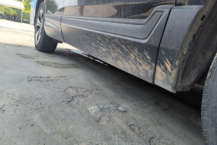 Used Honda CR-V 2021 240TURBO CVT 2WD Comfort Version Right Side Sill