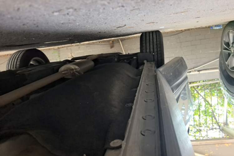 Used Honda CR-V 2021 240TURBO CVT 2WD Fashion Edition Right Side Sill