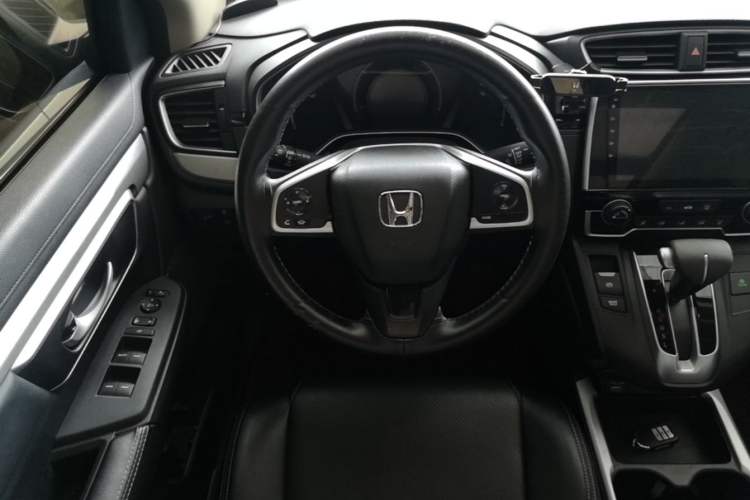 Used Honda CR-V 2021 240TURBO CVT 2WD Comfort Version Steering Wheel
