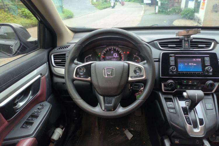 Used Honda CR-V 2021 240TURBO CVT 2WD Comfort Version Steering Wheel
