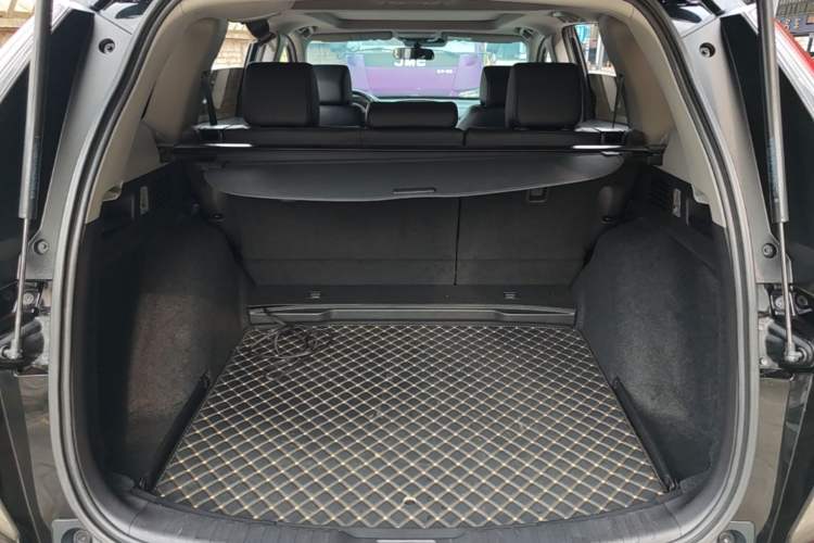 Used Honda CR-V 2021 240TURBO CVT 2WD Fashion Edition Trunk