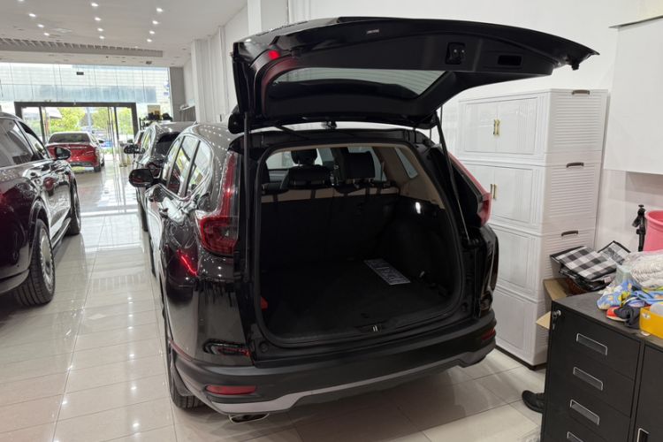 Used Honda CR-V 2021 240TURBO CVT 2WD Comfort Version Trunk