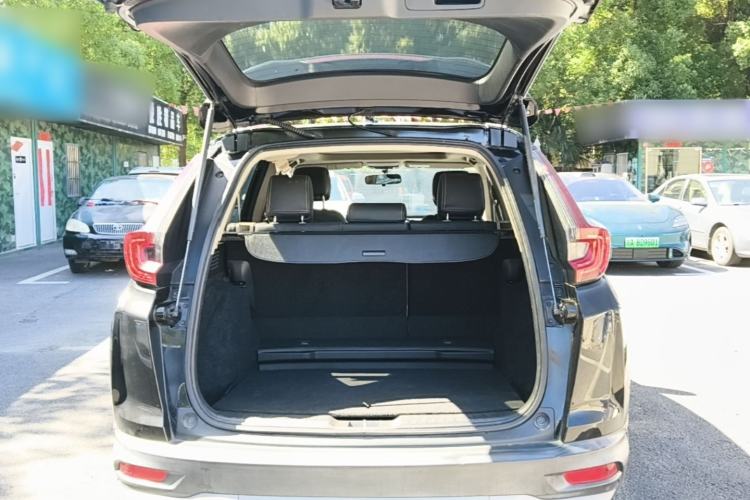 Used Honda CR-V 2021 240TURBO CVT 2WD Comfort Version Trunk