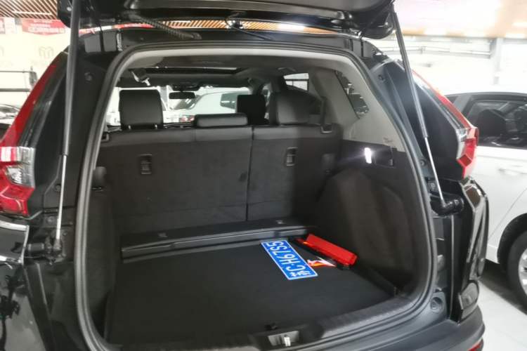 Used Honda CR-V 2021 240TURBO CVT 2WD Fashion Edition Trunk